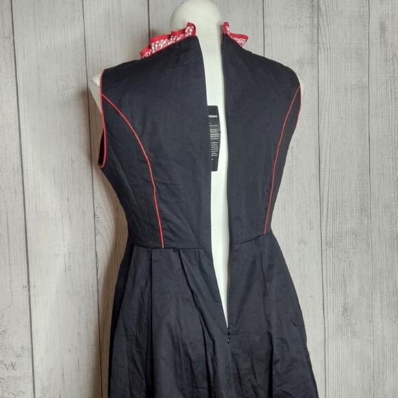 Scarlet Darkness NWT Black, Red, & Gingham Dirndl Costume Dress, size XL - Picture 5 of 8
